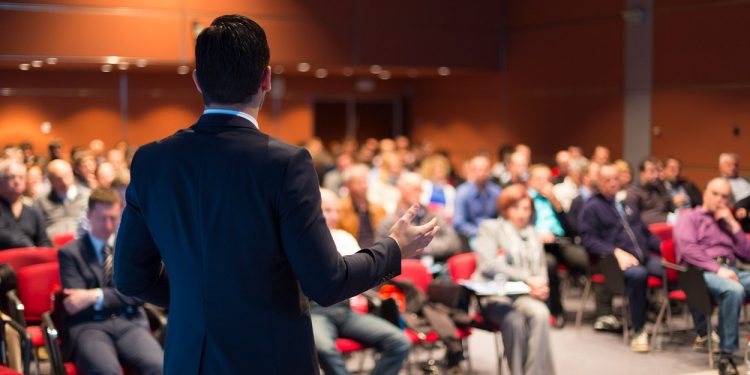 What Is A Leader? – Defining Leadership Qualities In Mice and Mankind