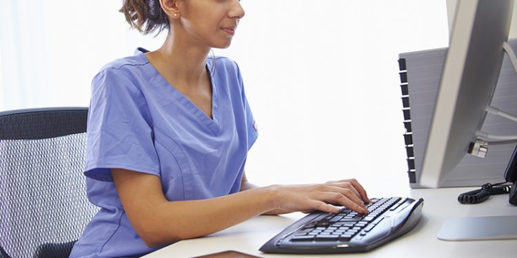 Merits and Demerits of Online Medical Billing Certification Programs