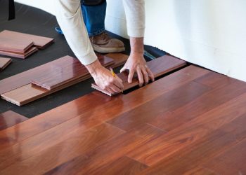 Installing Hardwood Flooring in A Few Simple Steps