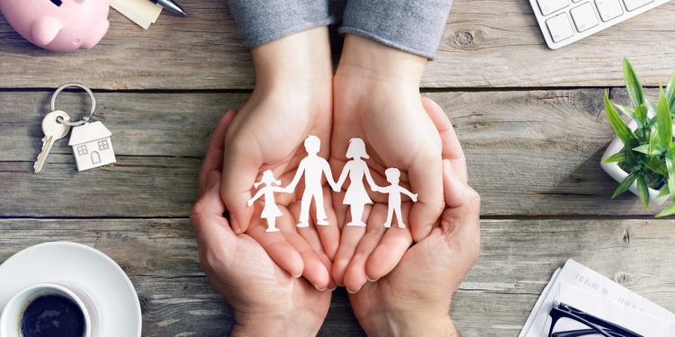Understand the Benefits of Life Insurance and Buy a Suitable One