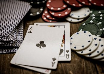 Play Casino Games To Earn Money and For Fun