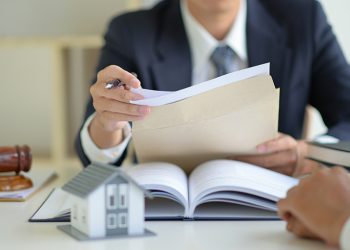 4 Questions to Ask When Choosing a Conveyancing Lawyer