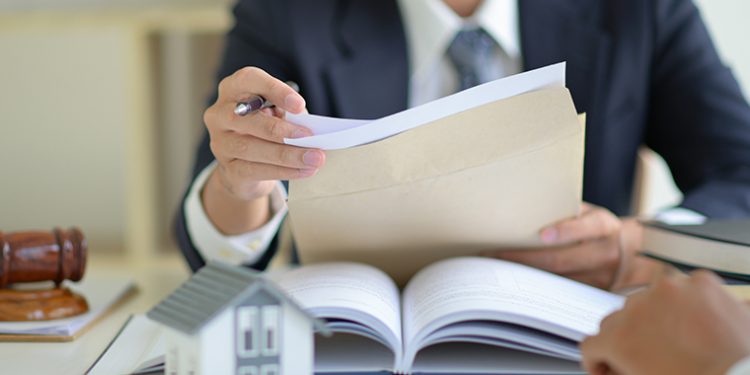 4 Questions to Ask When Choosing a Conveyancing Lawyer