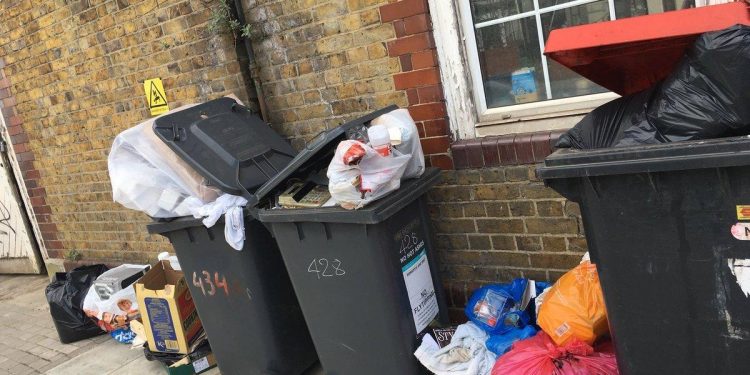 How Professionals Can Help You with Rubbish Removal Requirement
