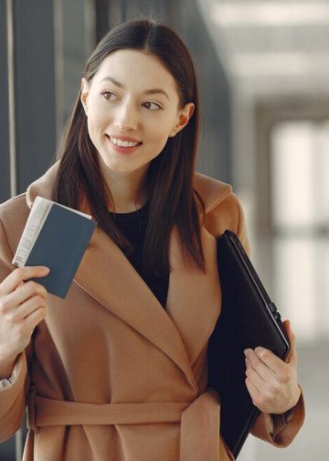 Industry-Specific Insights: Freelance Visa Opportunities for Various Professions in the UAE